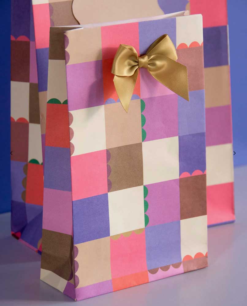 Blockbodenbeutel in buntem Schachbrettmuster blau, rosa, orange, beige