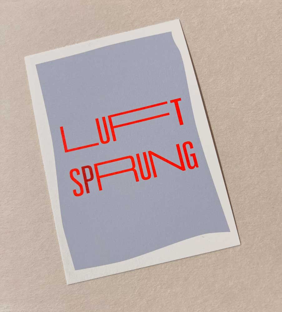 Luftsprung - Postkarte mit Neondruck